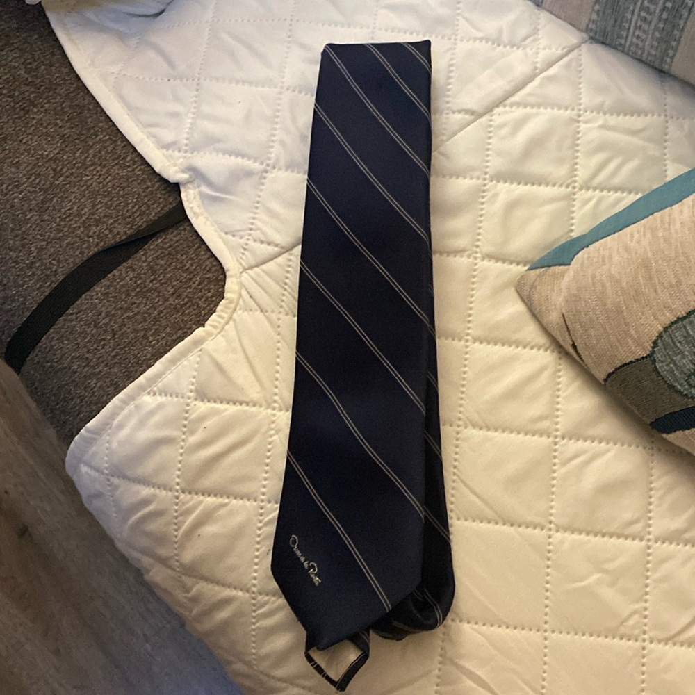Oscar, de la Renta tie
